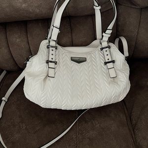 Simply Vera Bueno Satchel Crossbody